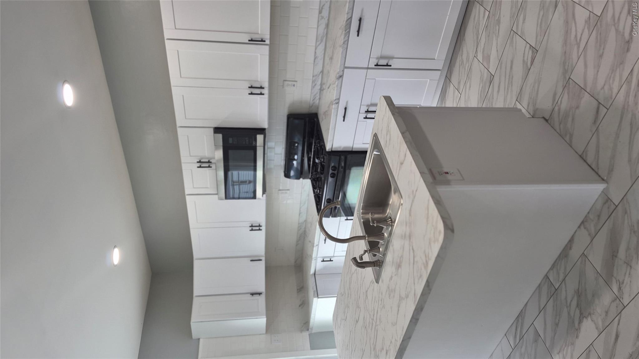 48 Main Property Photo 6
