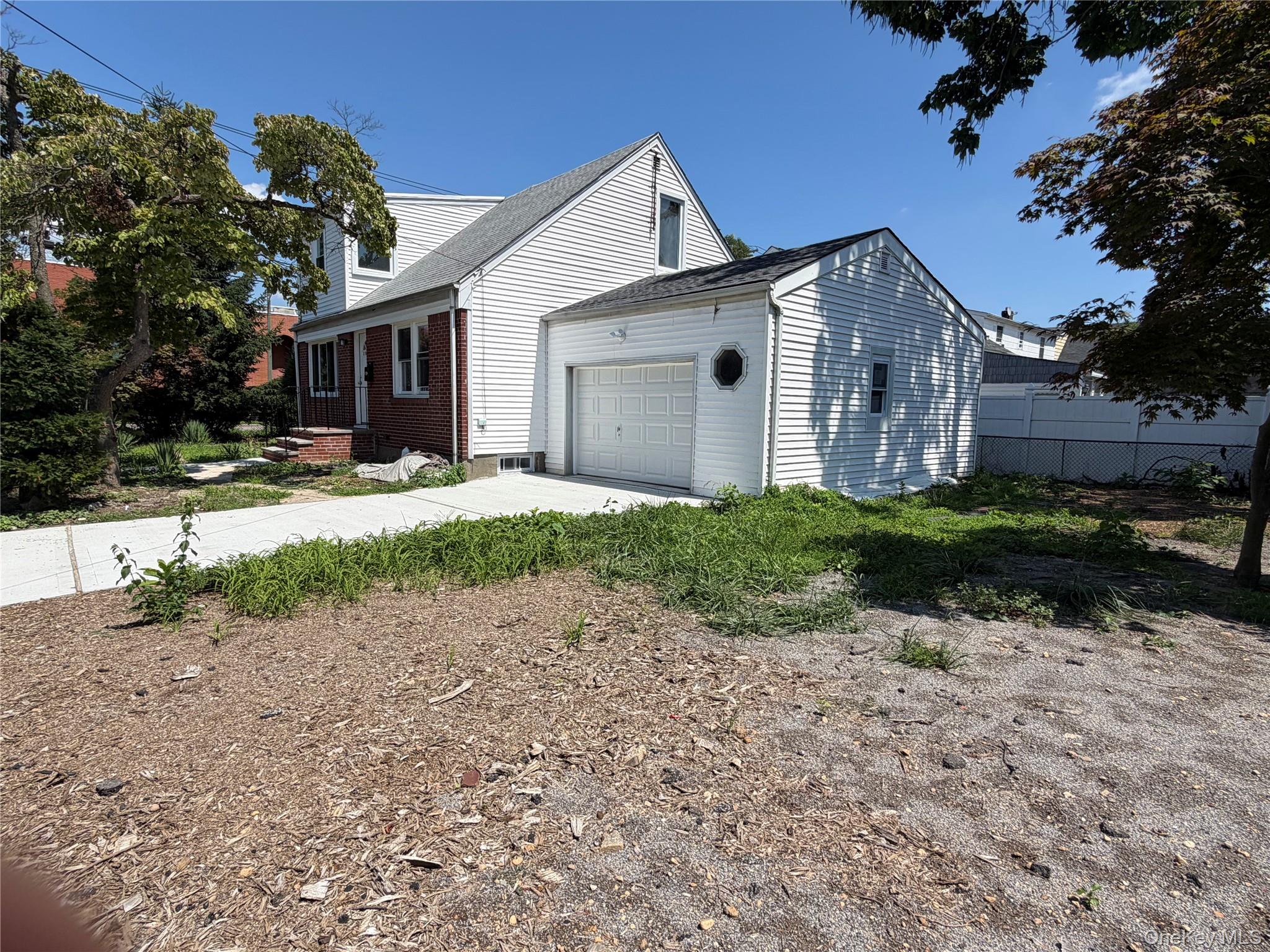 258 Brown Avenue Property Photo 4
