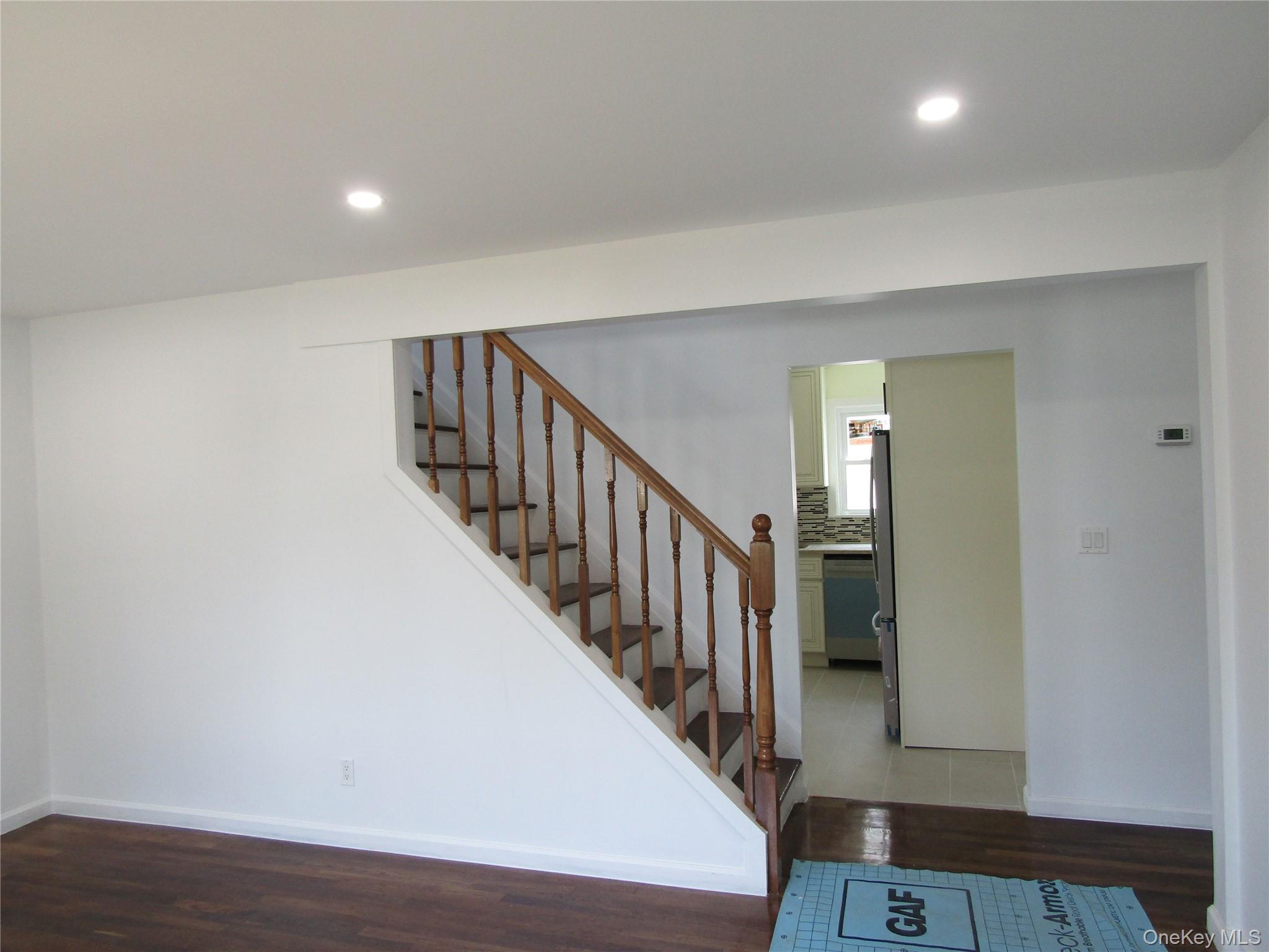 258 Brown Avenue Property Photo 8