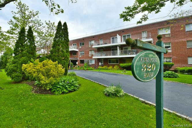320 E Shore Road 11C Property Photo 1