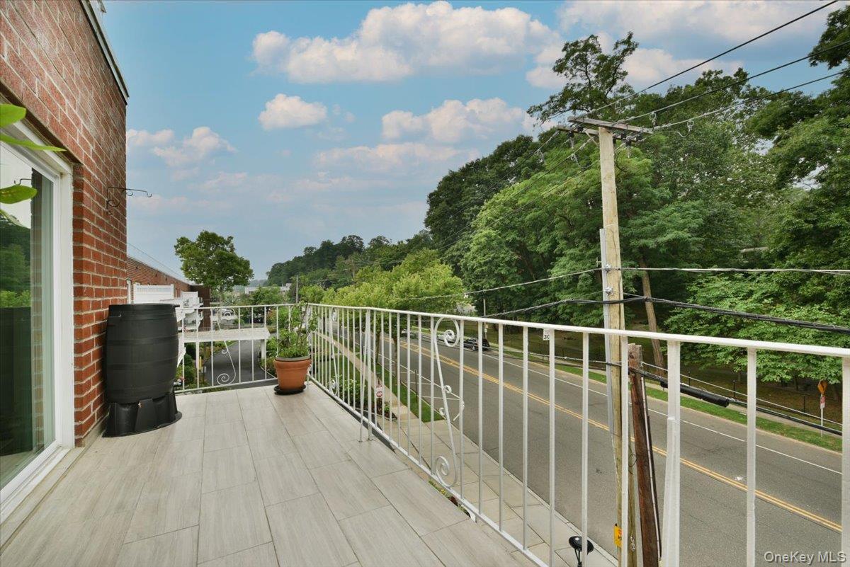 320 E Shore Road 11c Property Photo 29