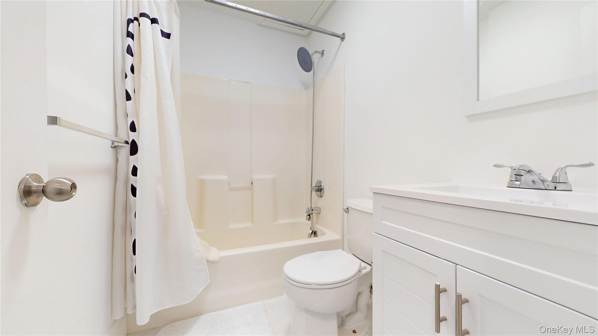 555 Egan Street Property Photo 23