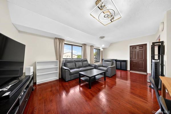 5-38 115th Street 538F Property Photo 1