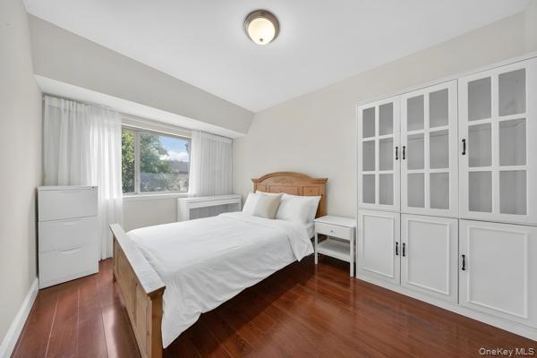 5-38 115th Street 538f Property Photo 9