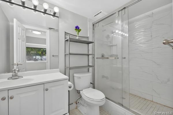 5-38 115th Street 538f Property Photo 10
