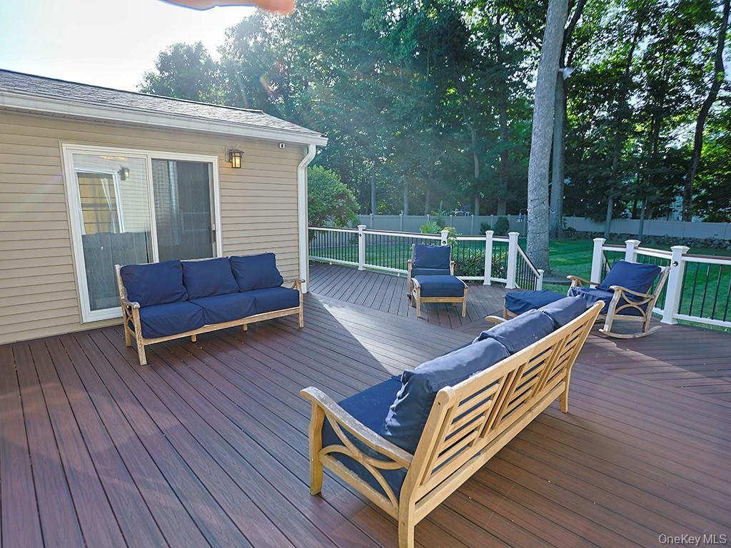 68 Van Buren Street Property Photo 6