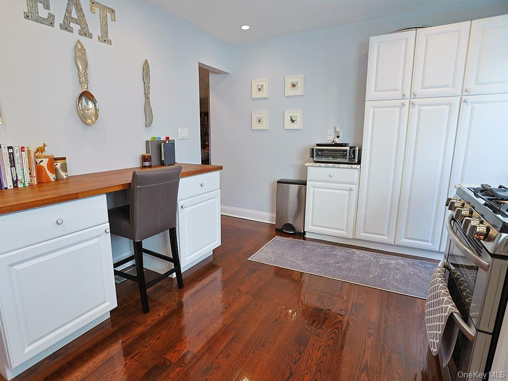 68 Van Buren Street Property Photo 8