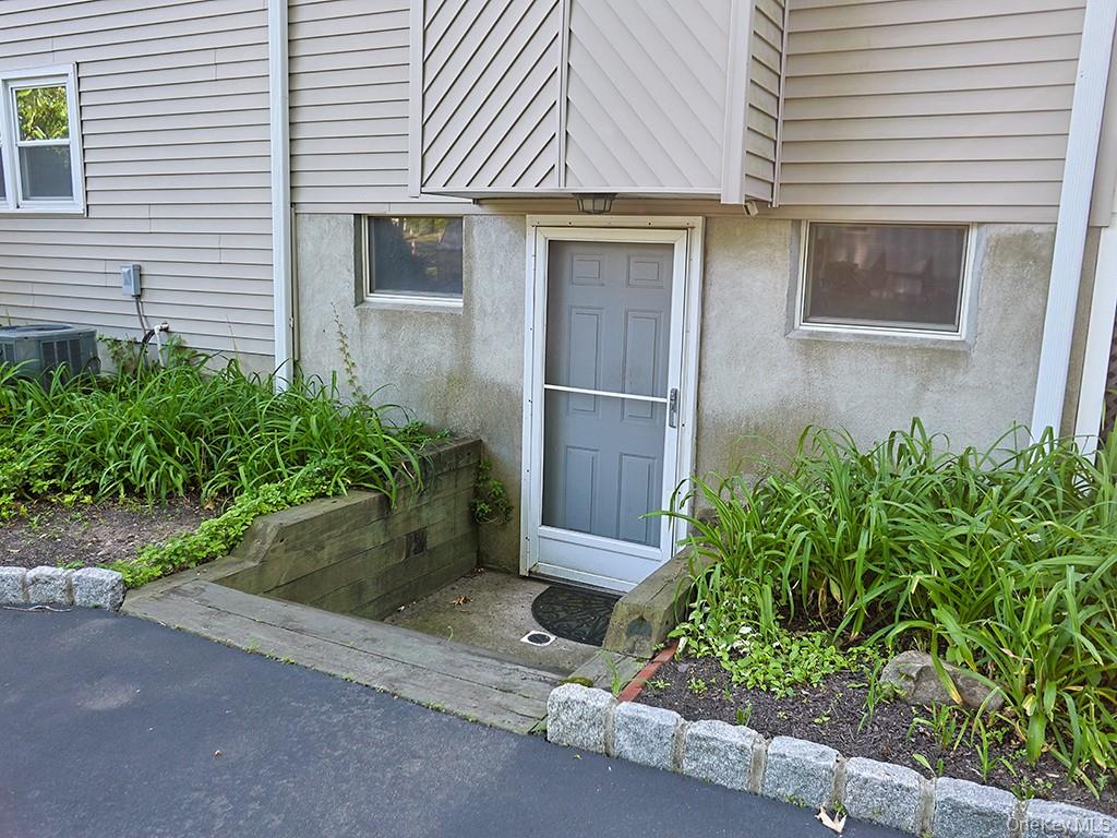 68 Van Buren Street Property Photo 35