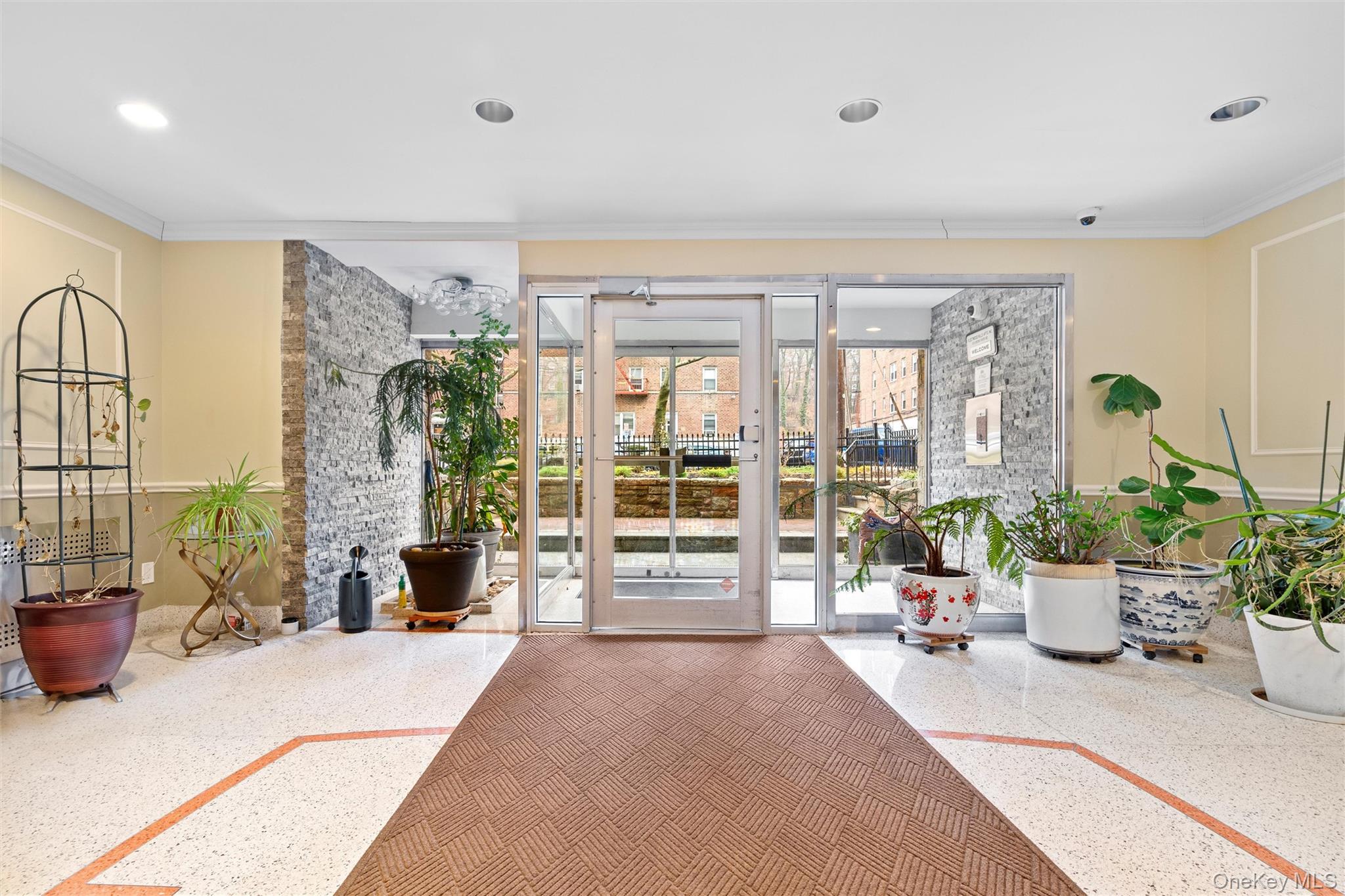 804 Bronx River Road 5a Property Photo 3