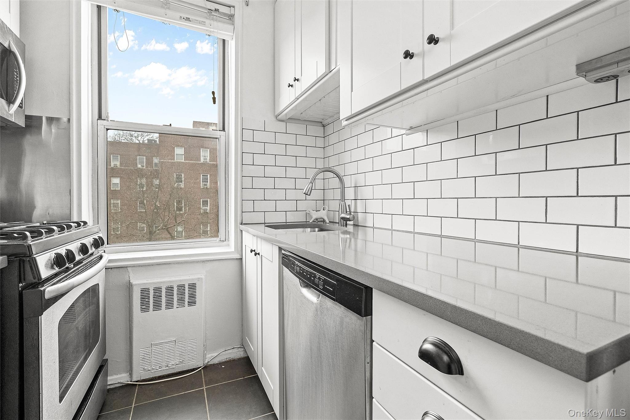 804 Bronx River Road 5a Property Photo 4