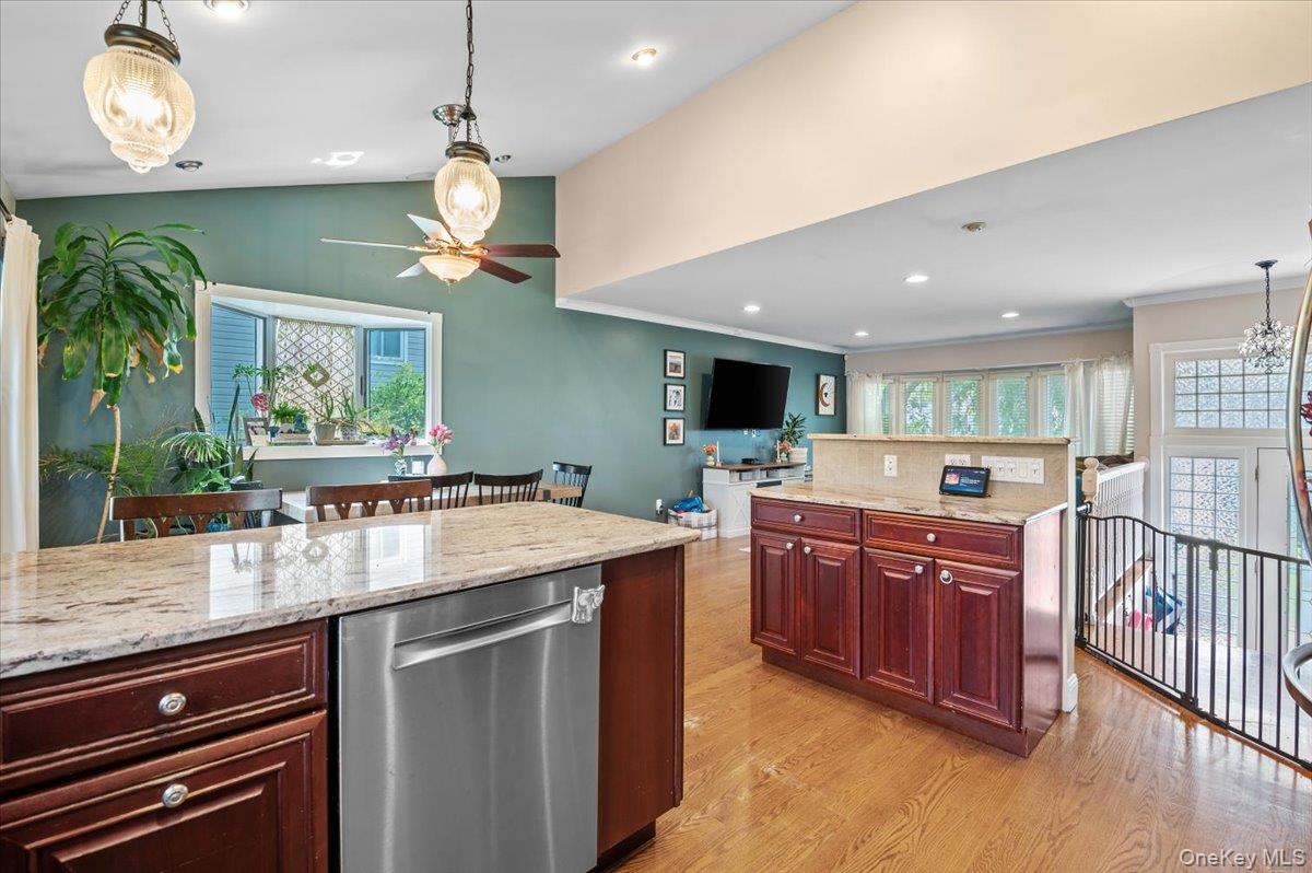 215 N Boston Avenue Property Photo 7