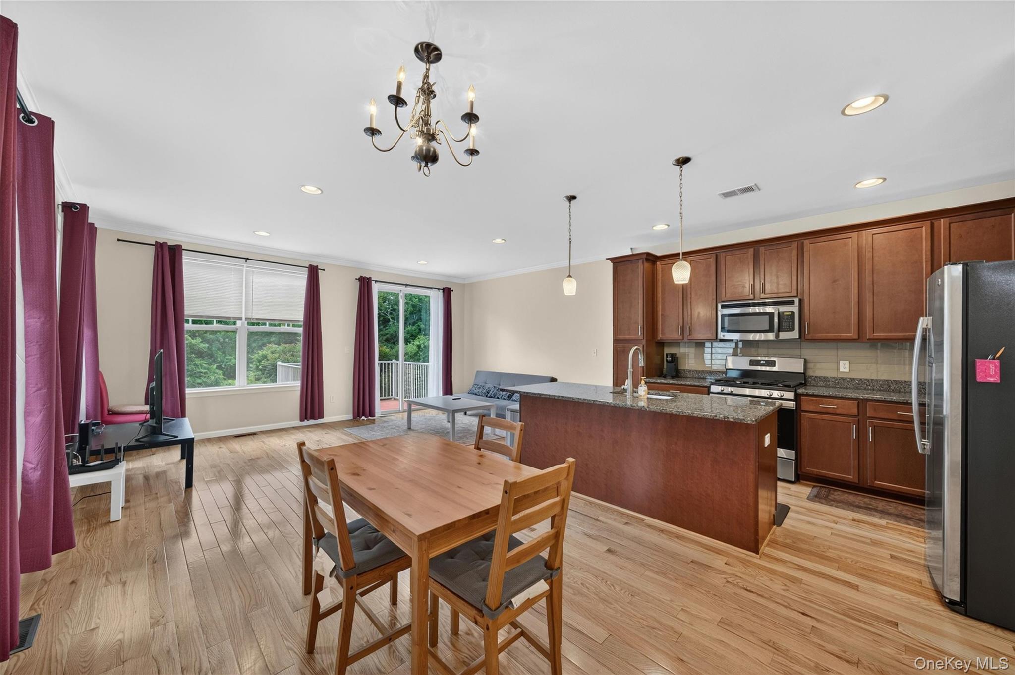 37 Meadow View Drive Property Photo 12