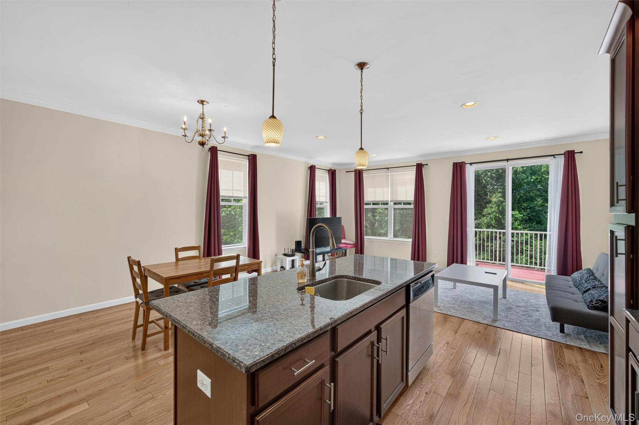 37 Meadow View Drive Property Photo 16