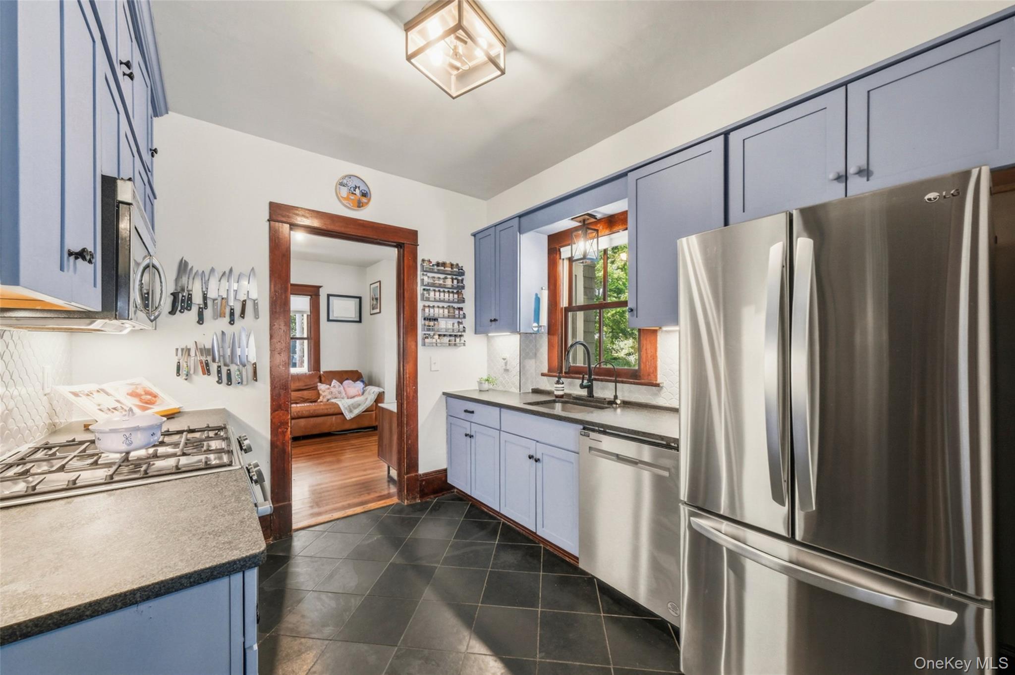 29 School Street Property Photo 18