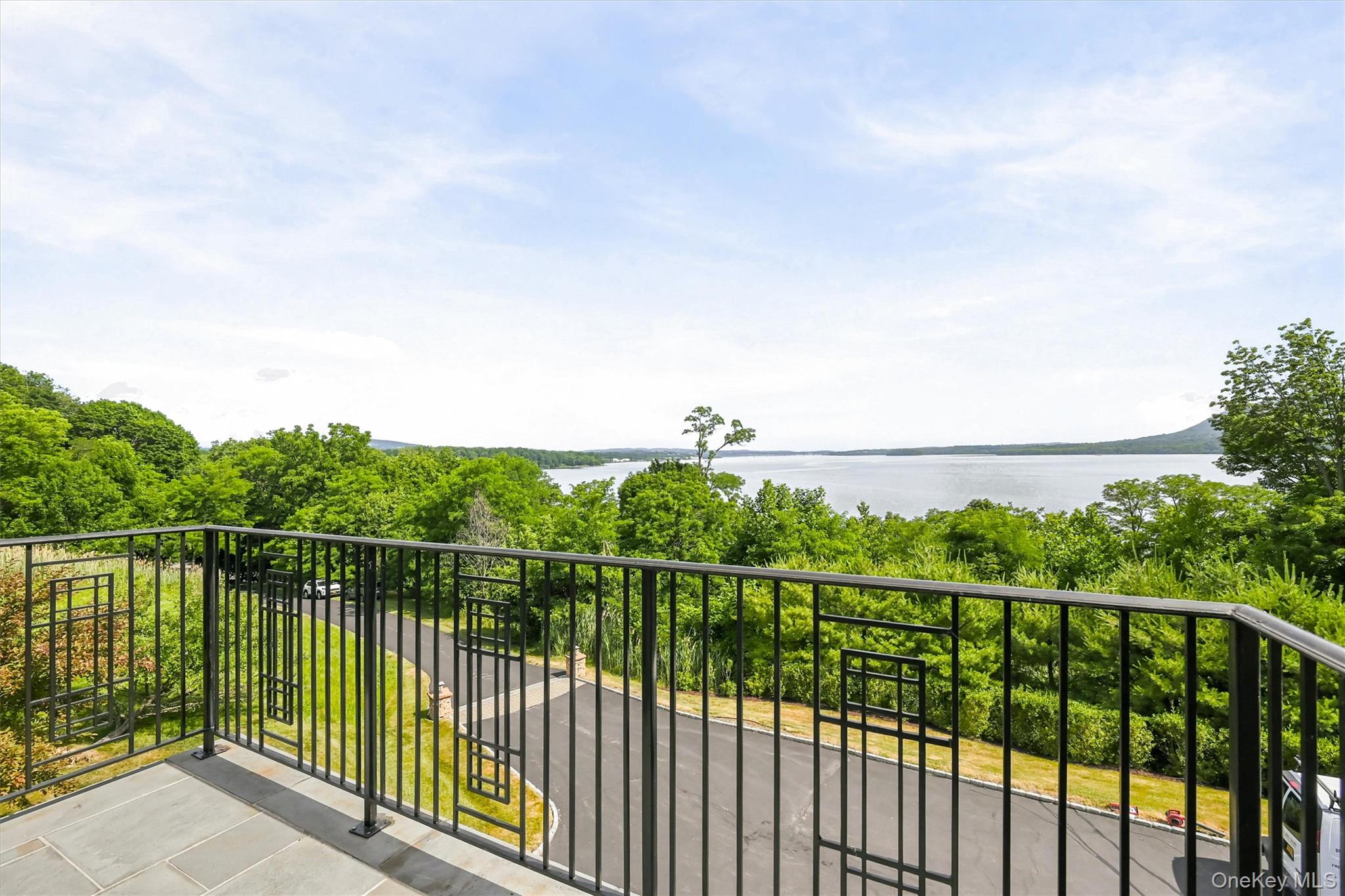 2 Half Moon Ridge Property Photo 41