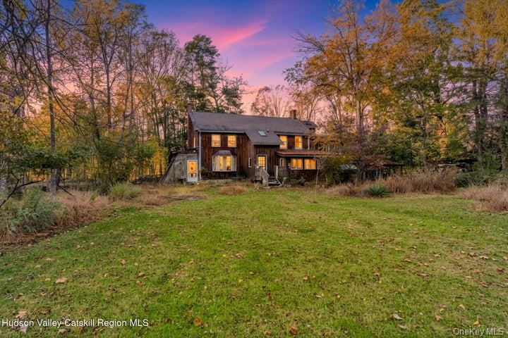 546 Berme Road Property Photo 1