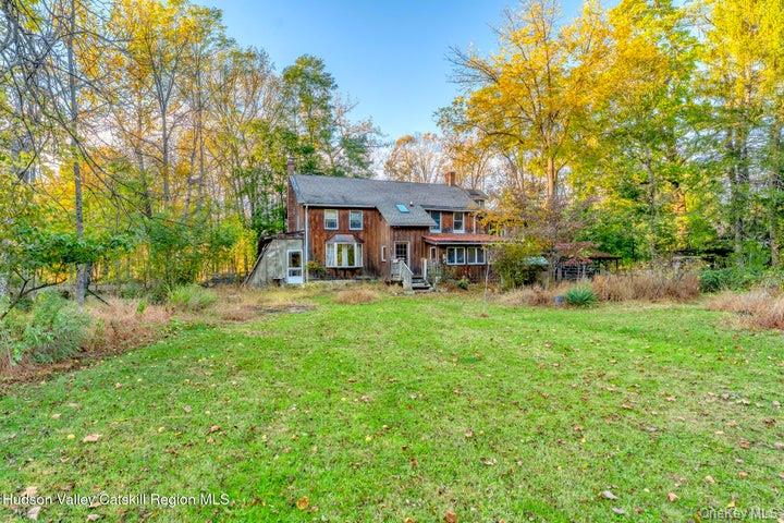 546 Berme Road Property Photo 8