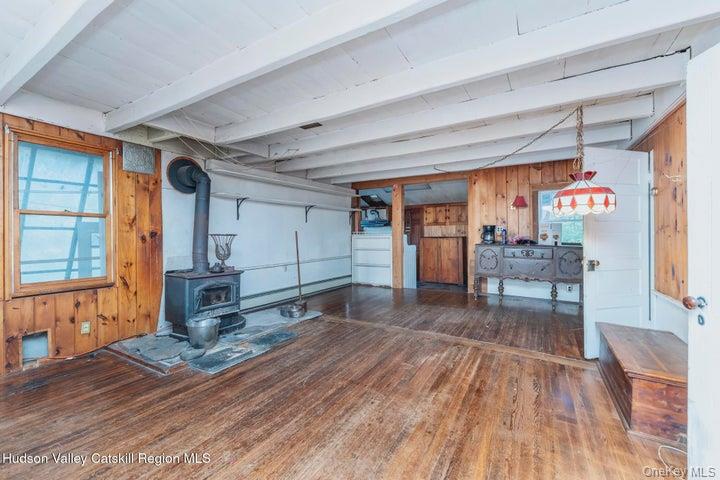 546 Berme Road Property Photo 25