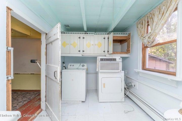 546 Berme Road Property Photo 26