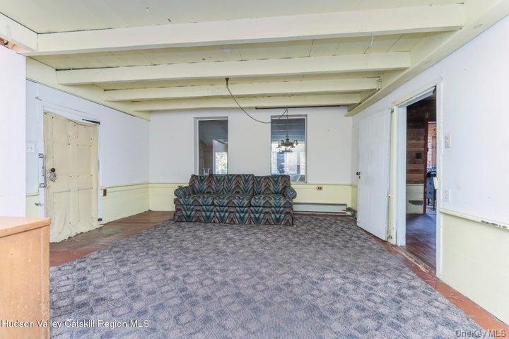 546 Berme Road Property Photo 30