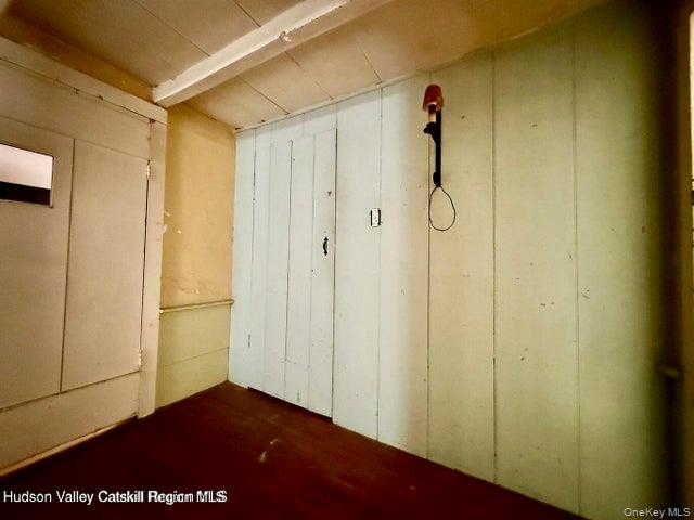 546 Berme Road Property Photo 31