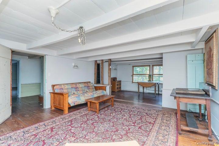 546 Berme Road Property Photo 34