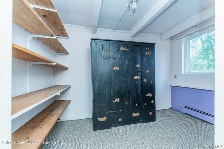 546 Berme Road Property Photo 39