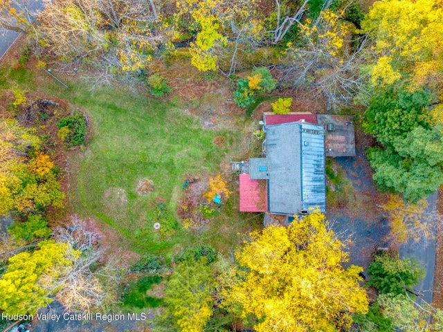 546 Berme Road Property Photo 41