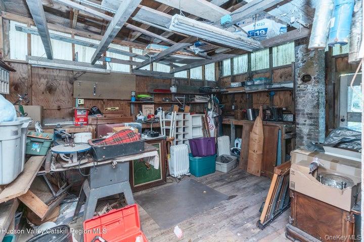 546 Berme Road Property Photo 45