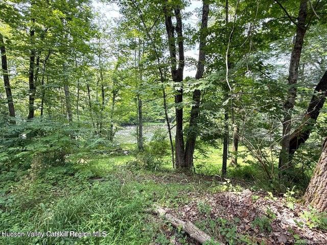 546 Berme Road Property Photo 49