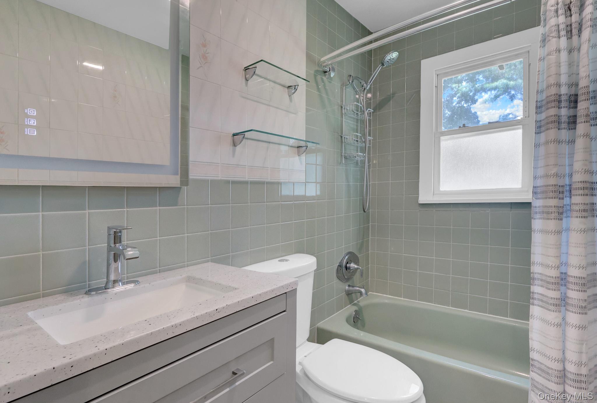 100 Lincoln Drive Property Photo 21