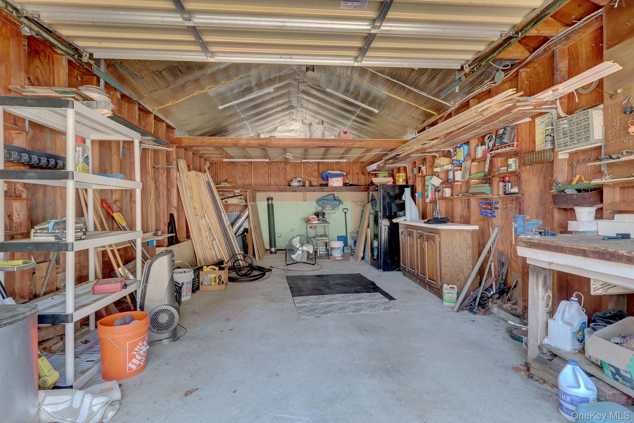 100 Lincoln Drive Property Photo 24