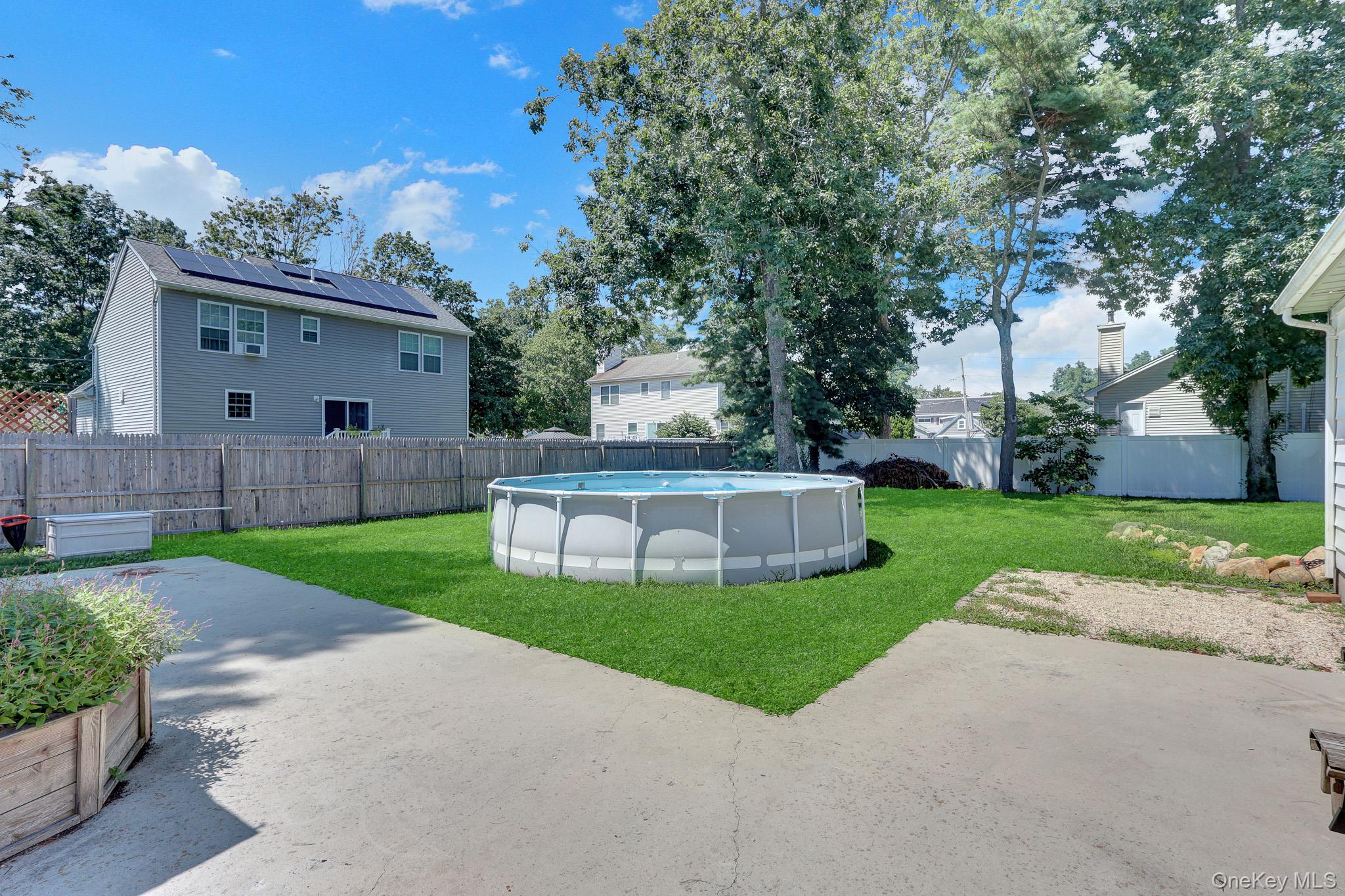 100 Lincoln Drive Property Photo 26