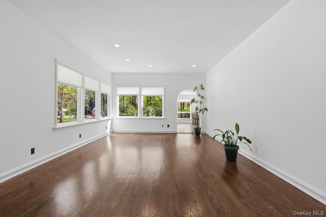 19 Frost Creek Drive Property Photo 8