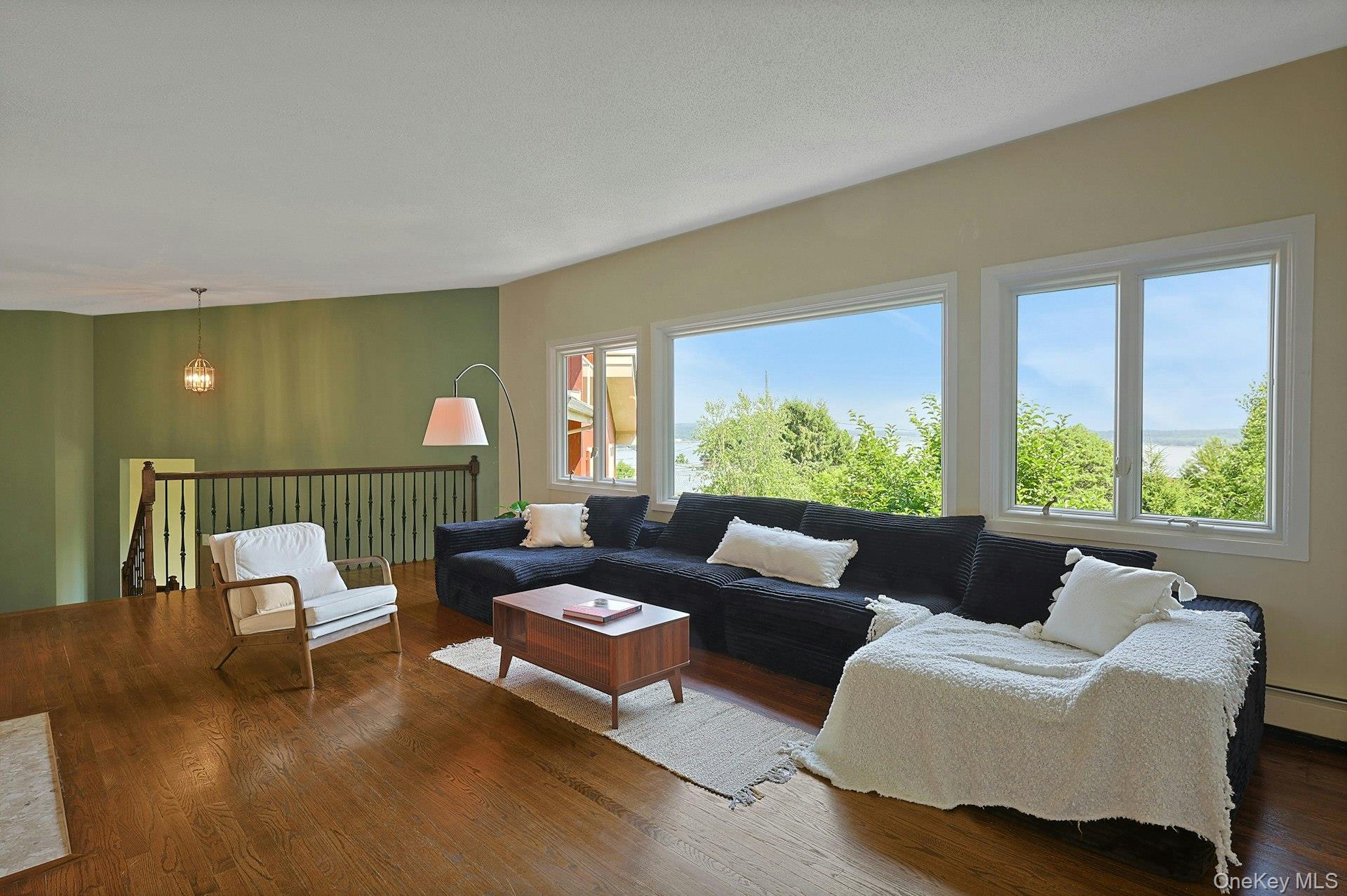 6 Grandview Avenue Property Photo 4
