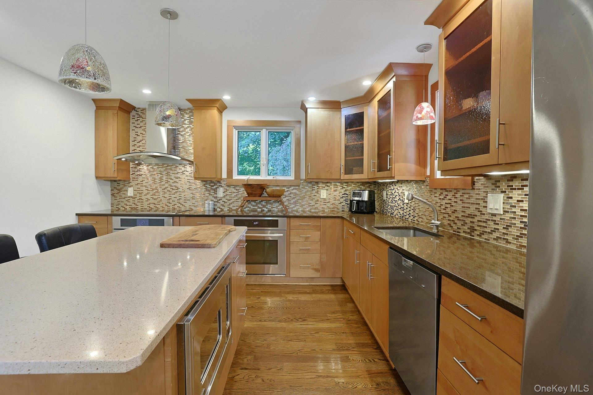 6 Grandview Avenue Property Photo 8