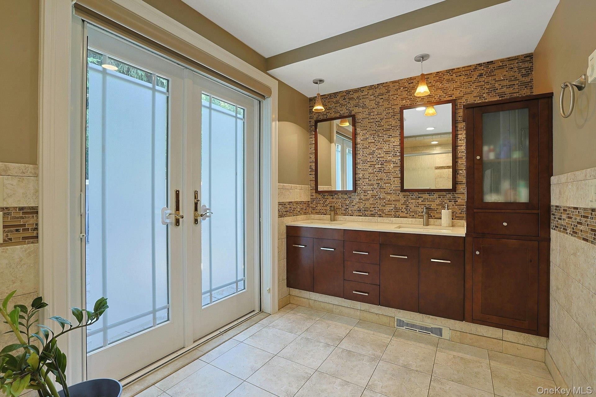 6 Grandview Avenue Property Photo 14