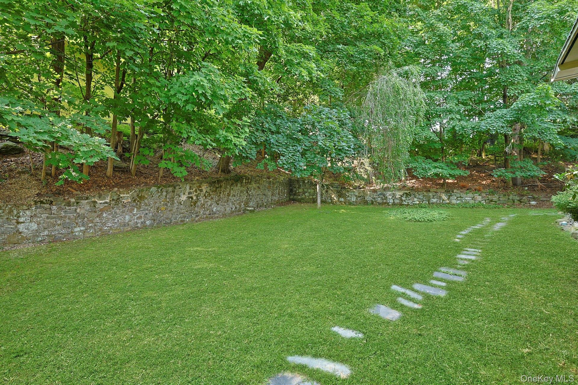 6 Grandview Avenue Property Photo 36