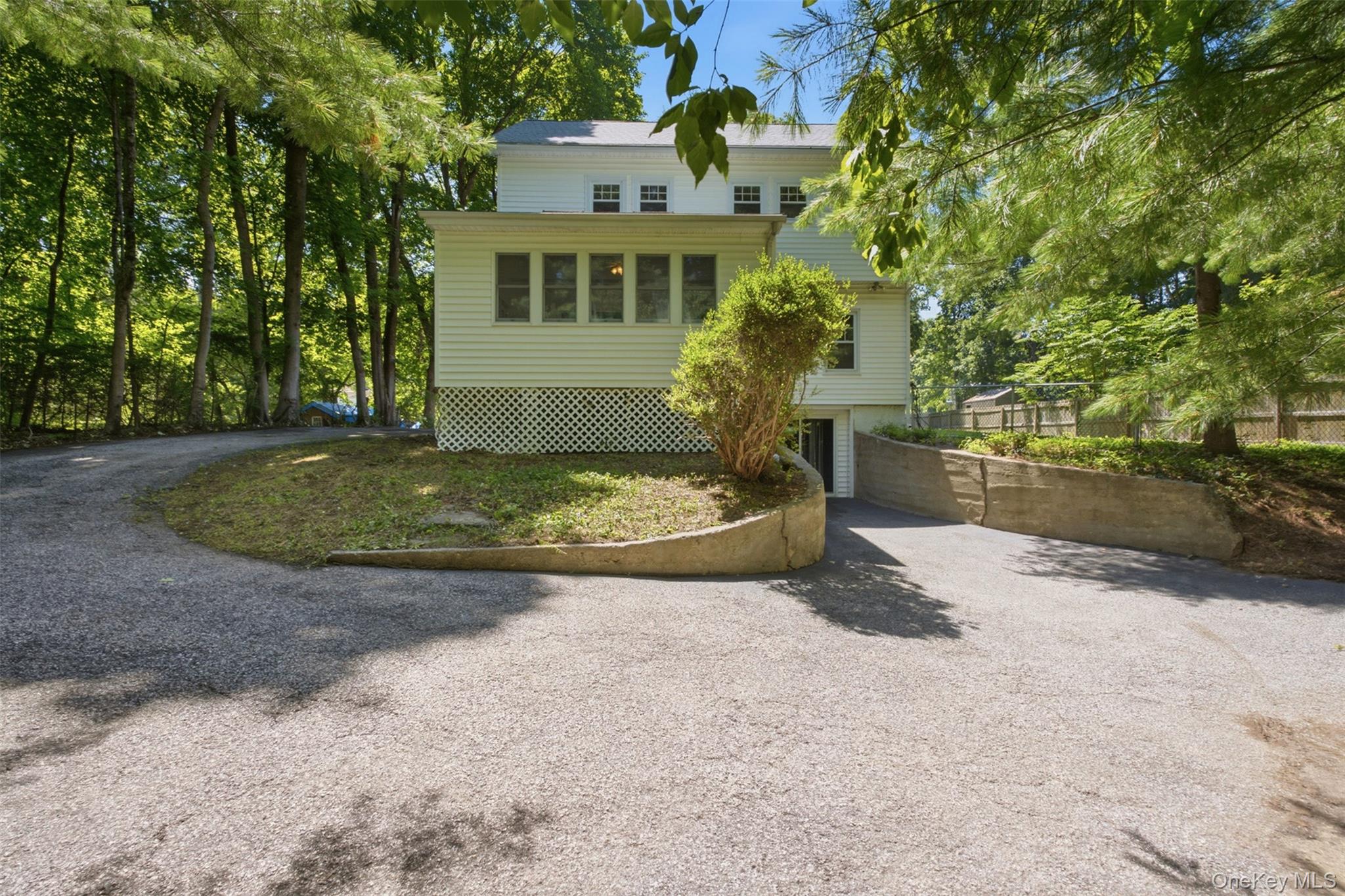 65 S State Road Property Photo 3