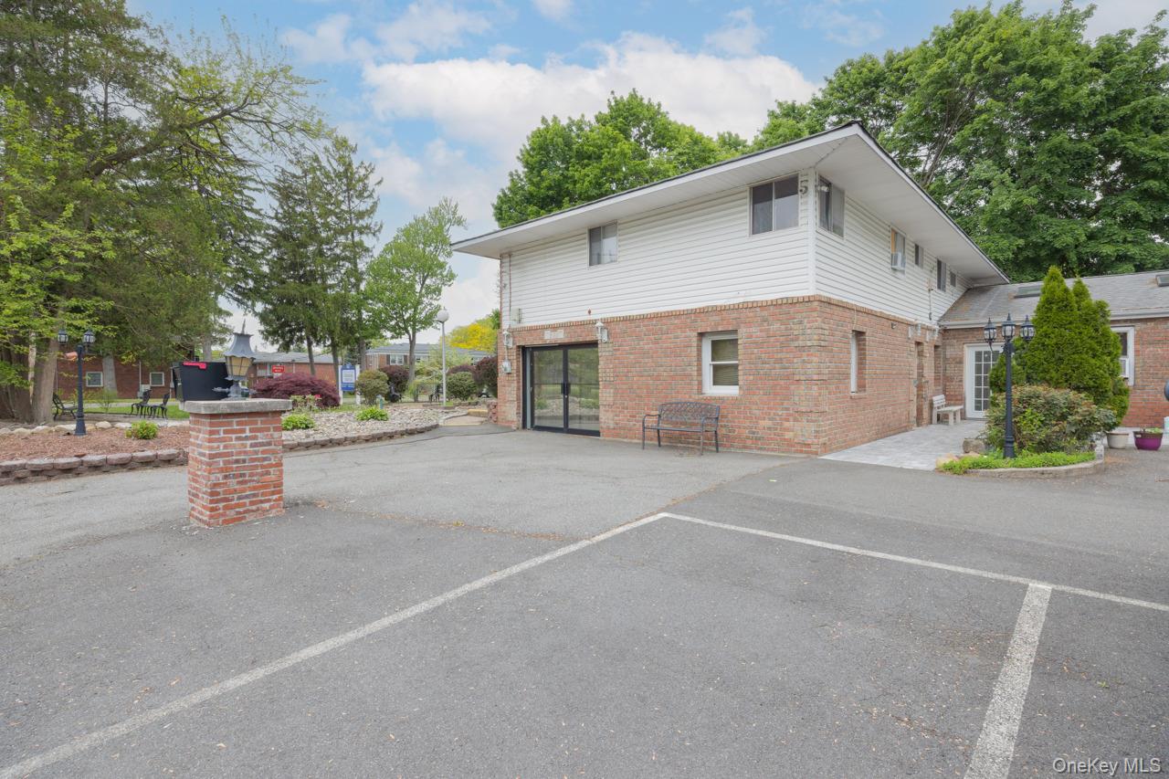 60 College Avenue 2 - Lower Front Property Photo 16