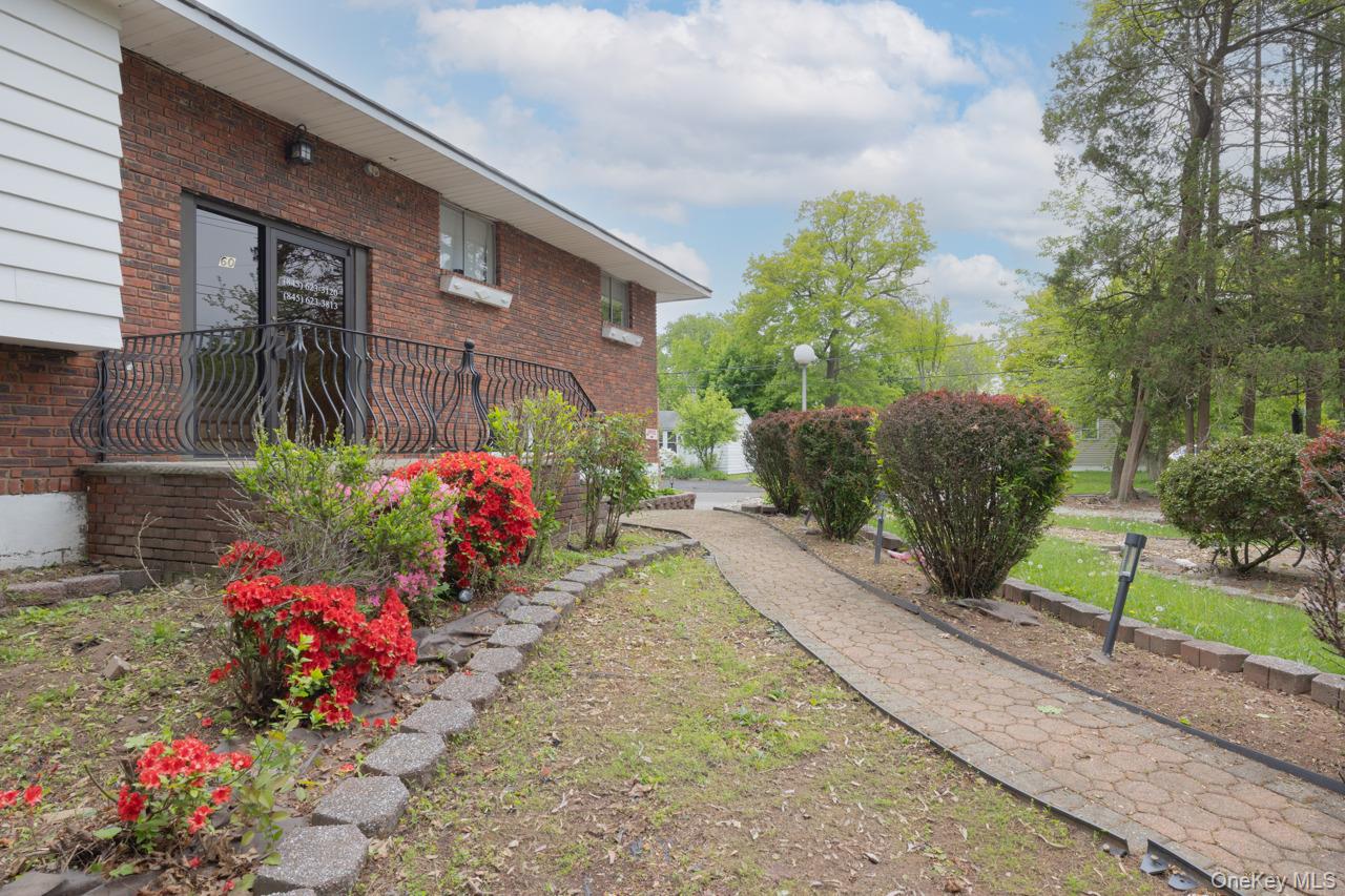 60 College Avenue 2 - Lower Front Property Photo 21