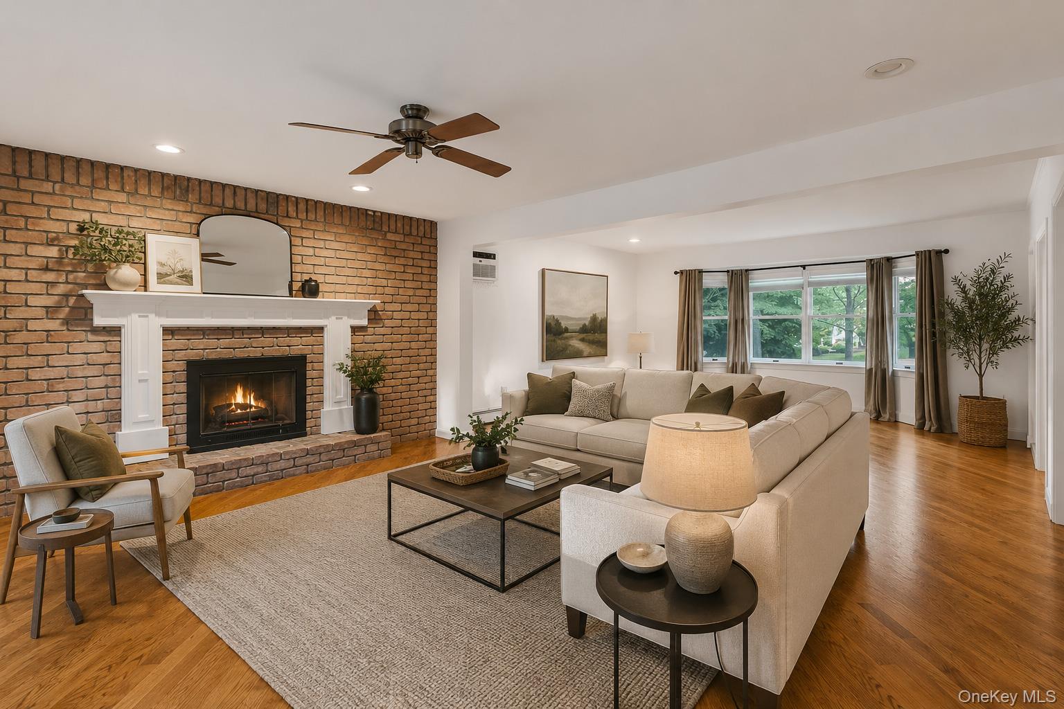 8 Julia Circle Property Photo 7