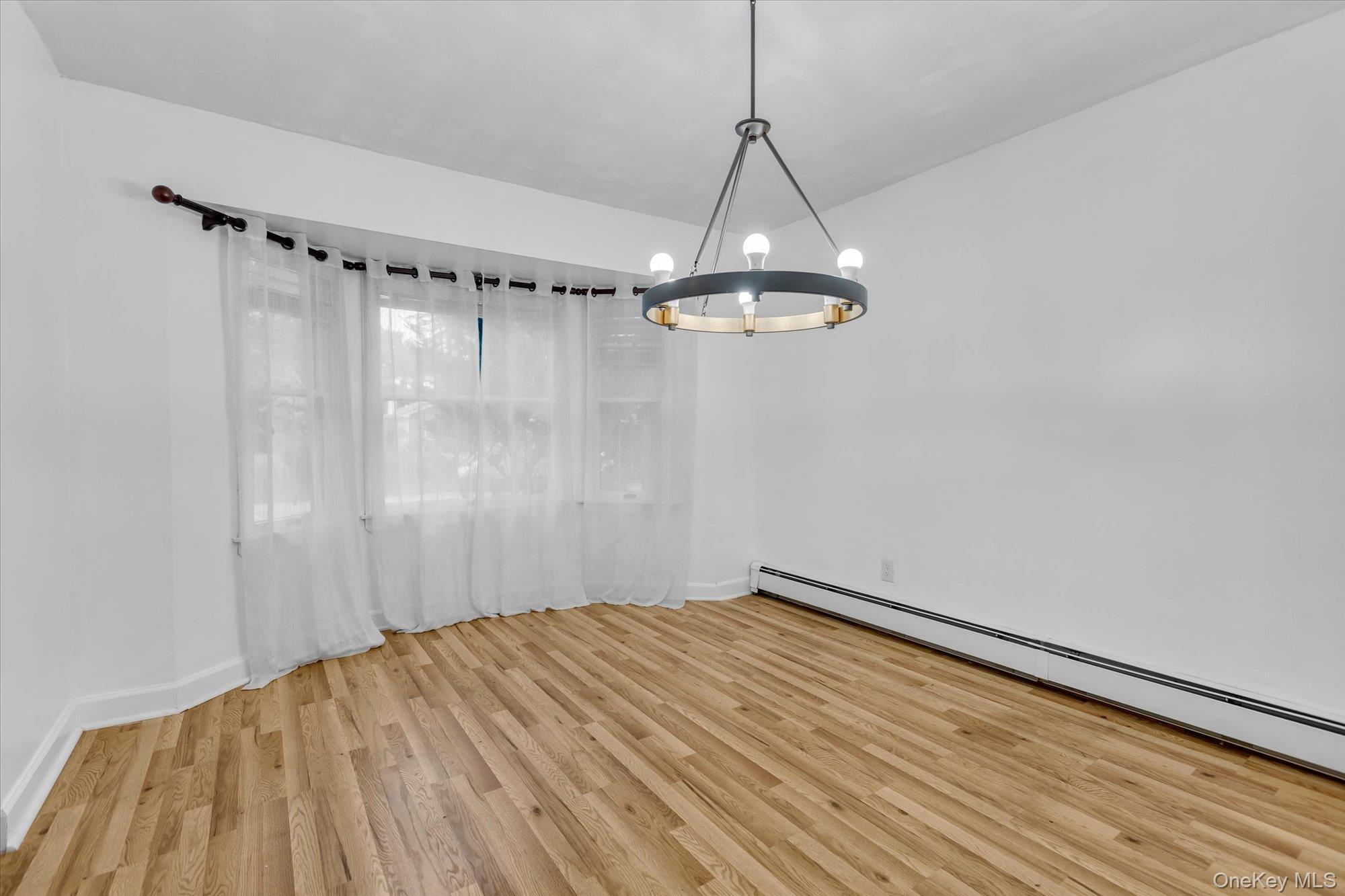 8 Julia Circle Property Photo 8
