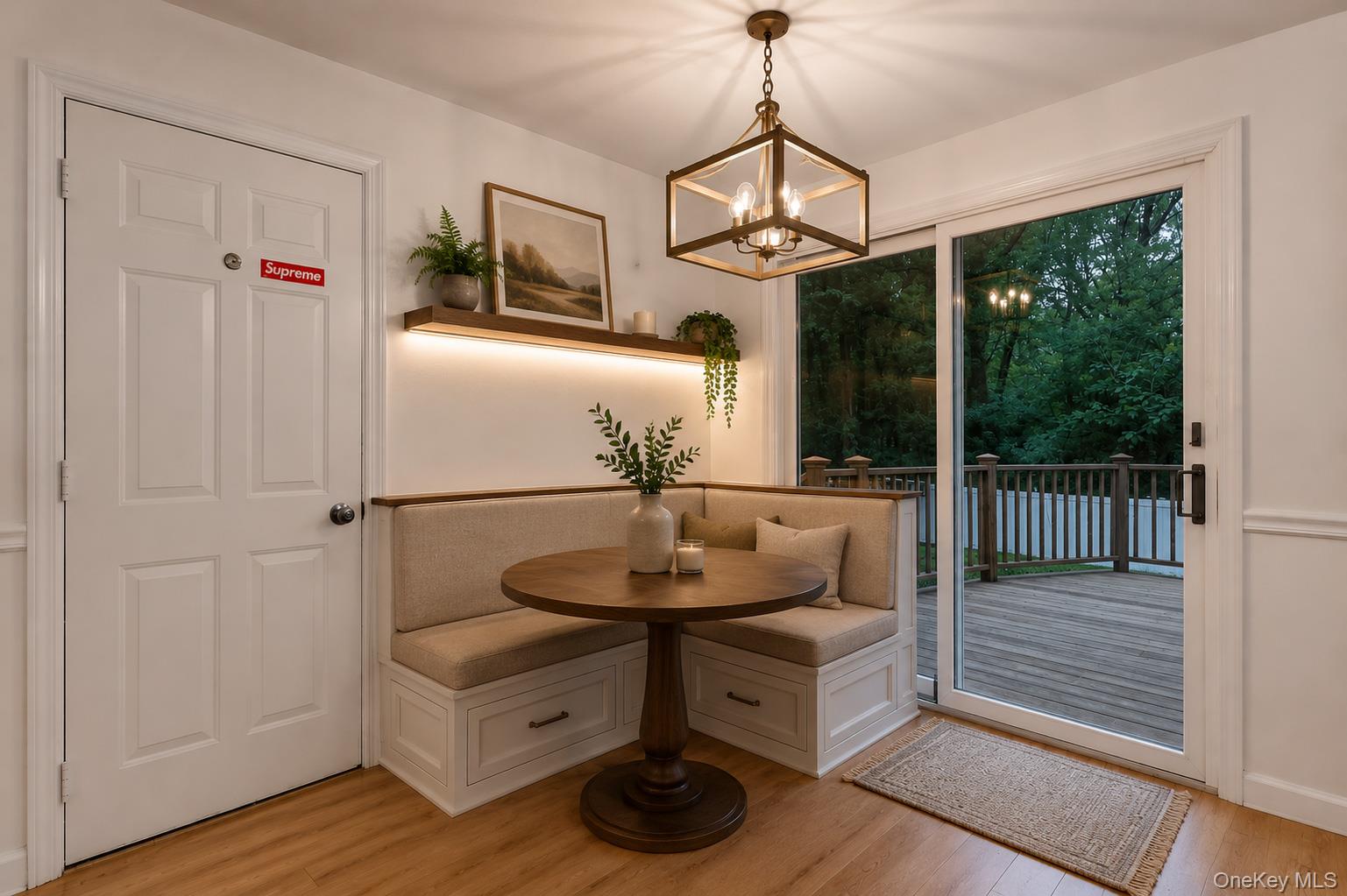 8 Julia Circle Property Photo 13