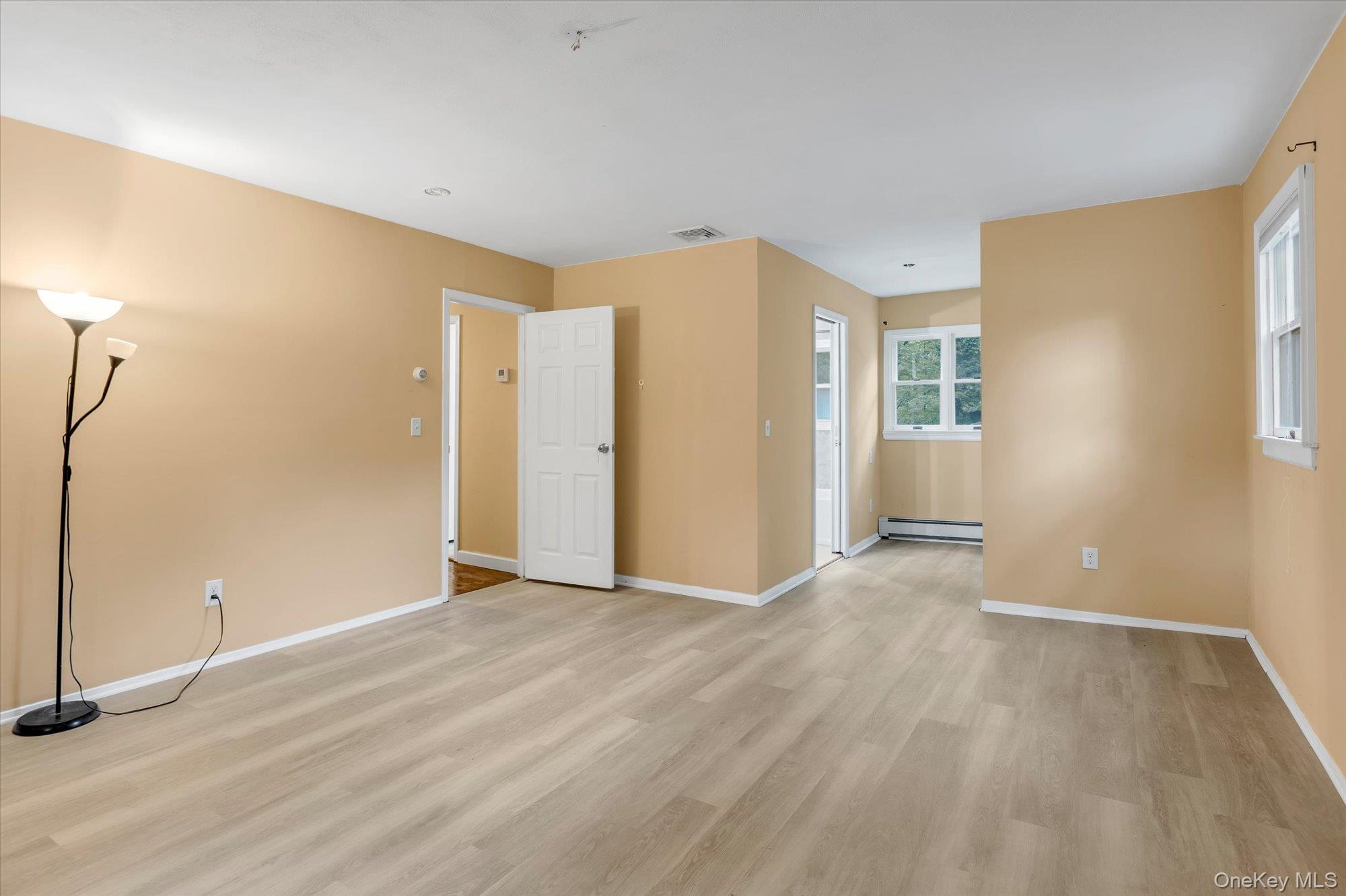 8 Julia Circle Property Photo 14