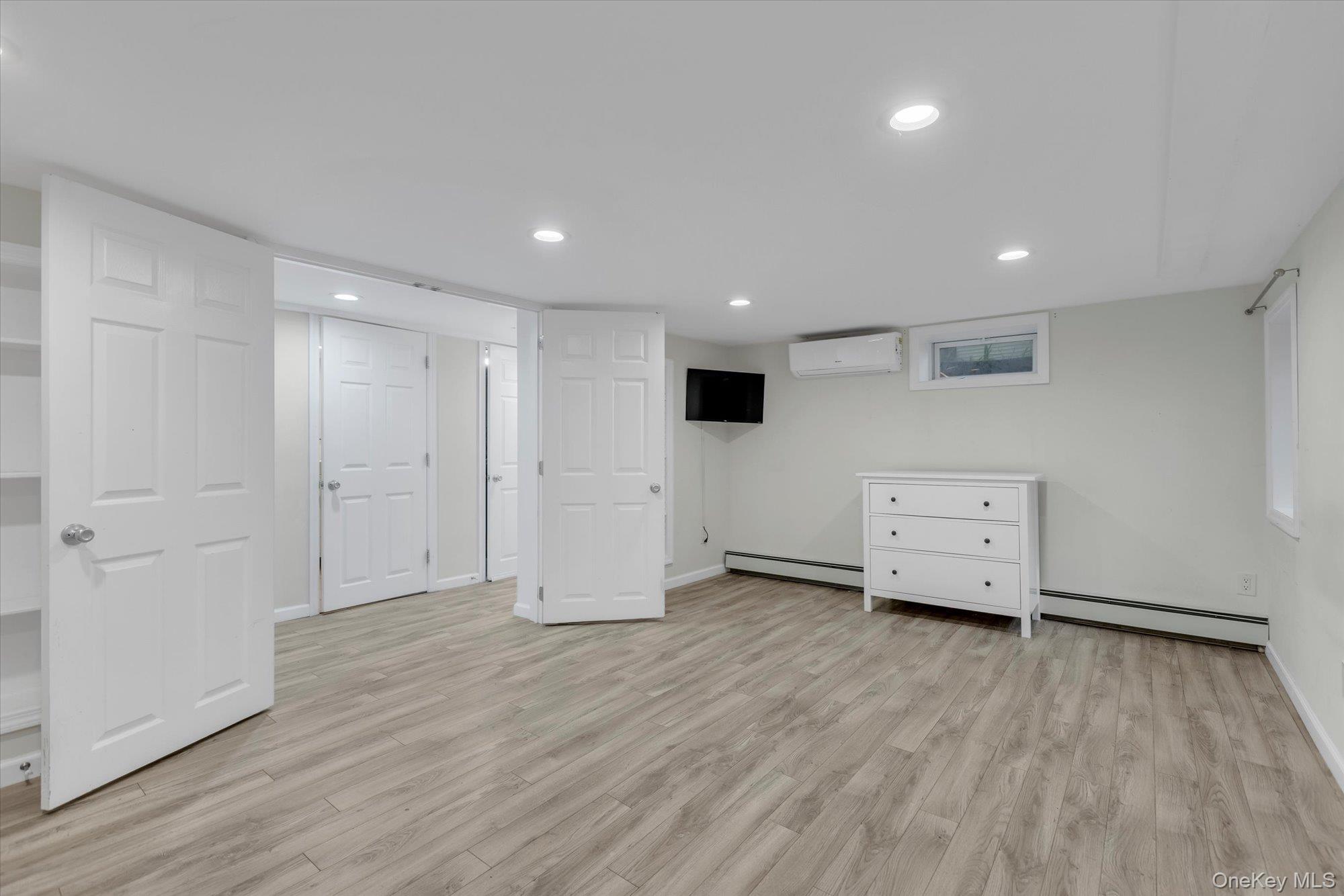 8 Julia Circle Property Photo 20