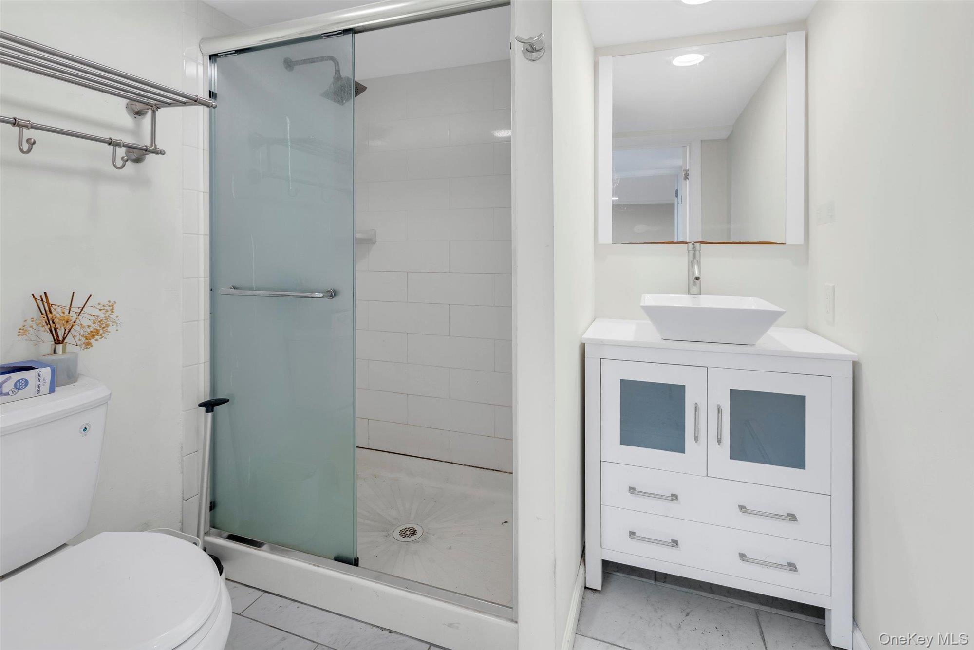 8 Julia Circle Property Photo 22