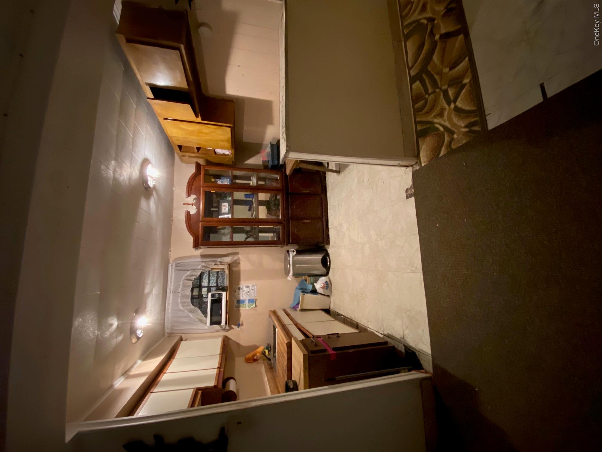 1126 Ward Avenue Property Photo 13