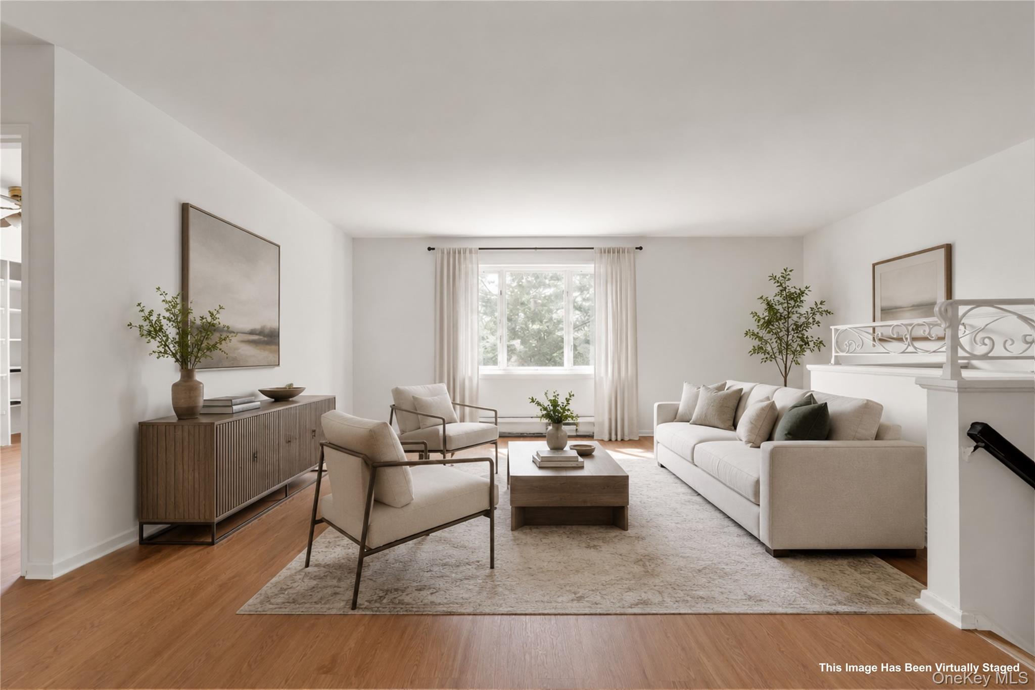224-01 Hillside Avenue Upper Property Photo 2
