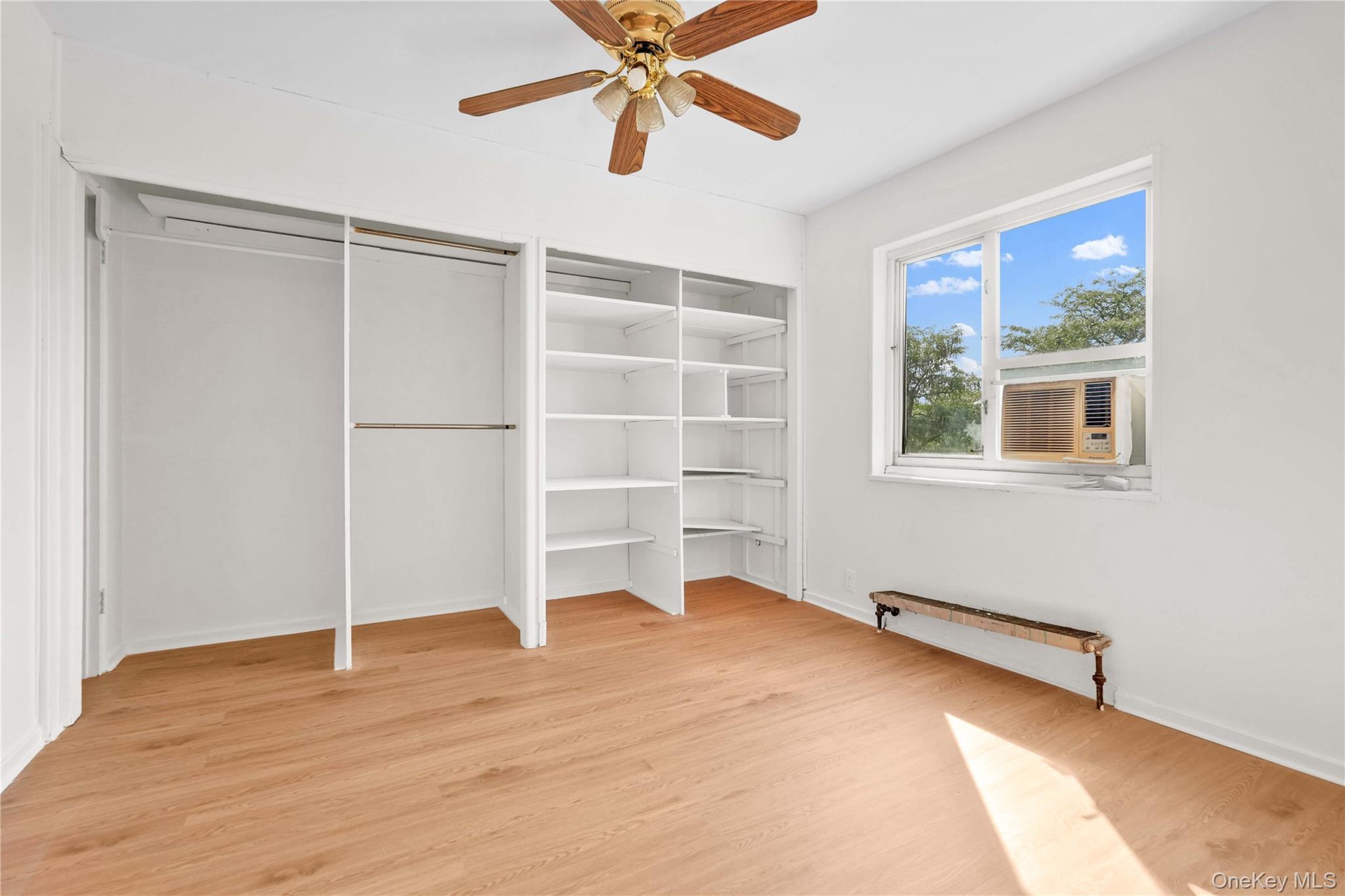 224-01 Hillside Avenue Upper Property Photo 23